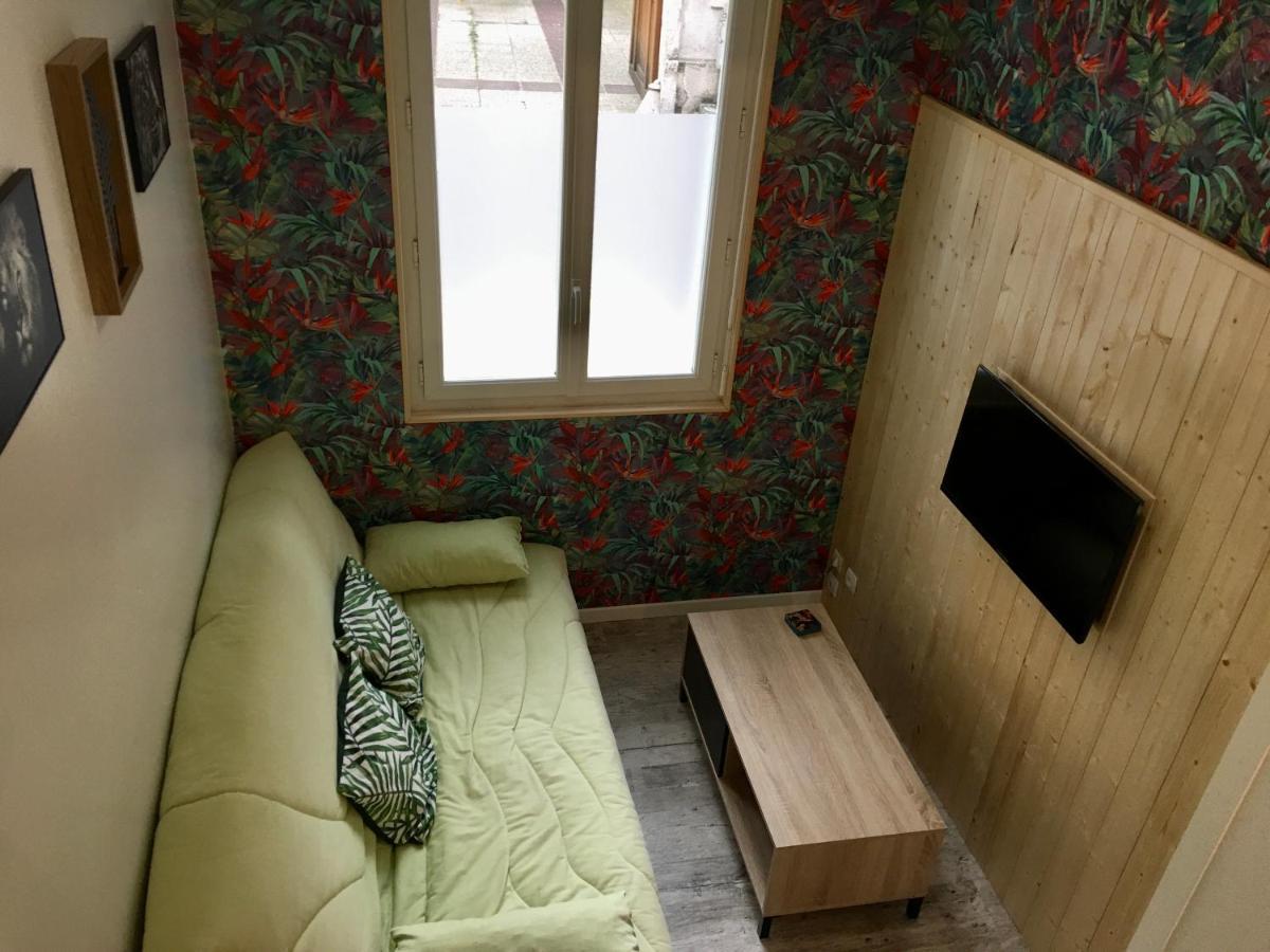 Le Jungle Studio Apartment Руан Екстериор снимка