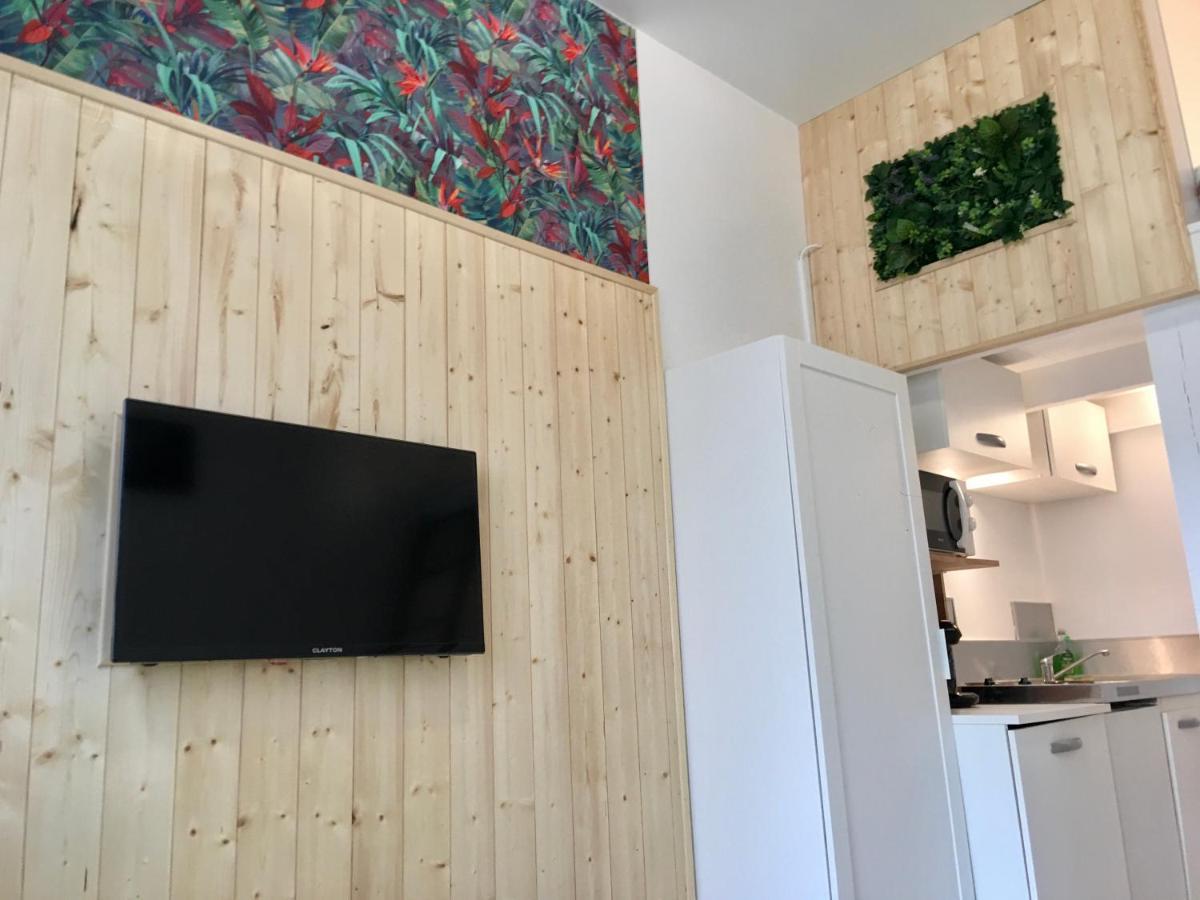 Le Jungle Studio Apartment Руан Екстериор снимка